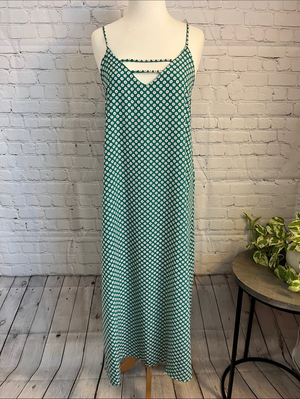 CY Fashion Green Printed Spaghetti-Strap Maxi Dress